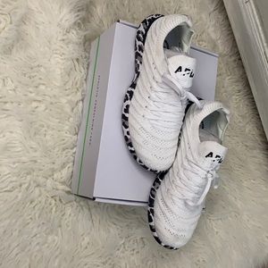 7.5 Techloom Wave Women’s